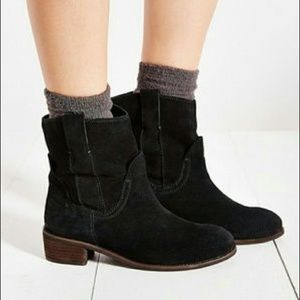 Jeffrey Campbell St Elmo suede boots